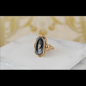Antique 10k Victorian ring